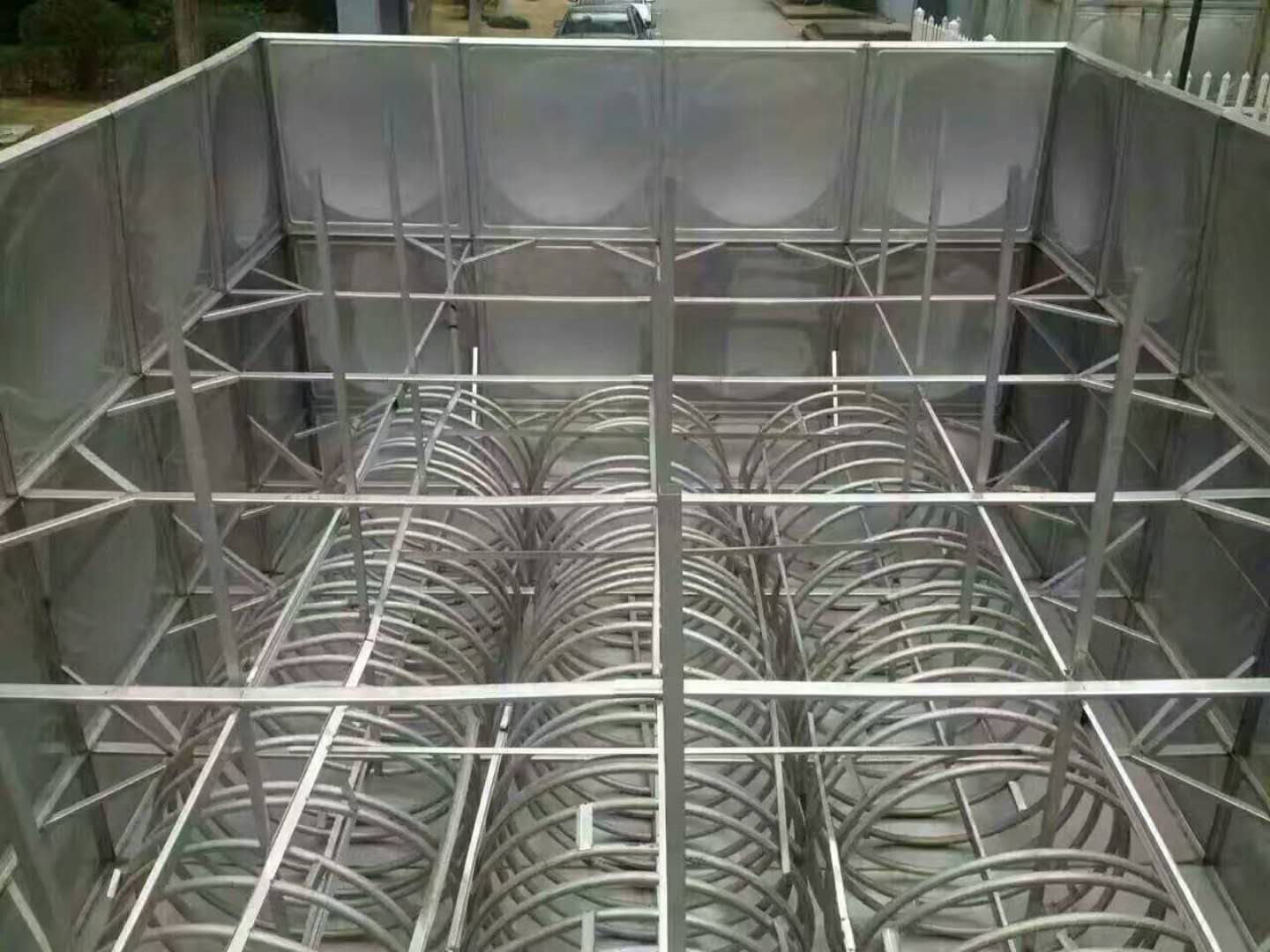 方形水箱带盘管